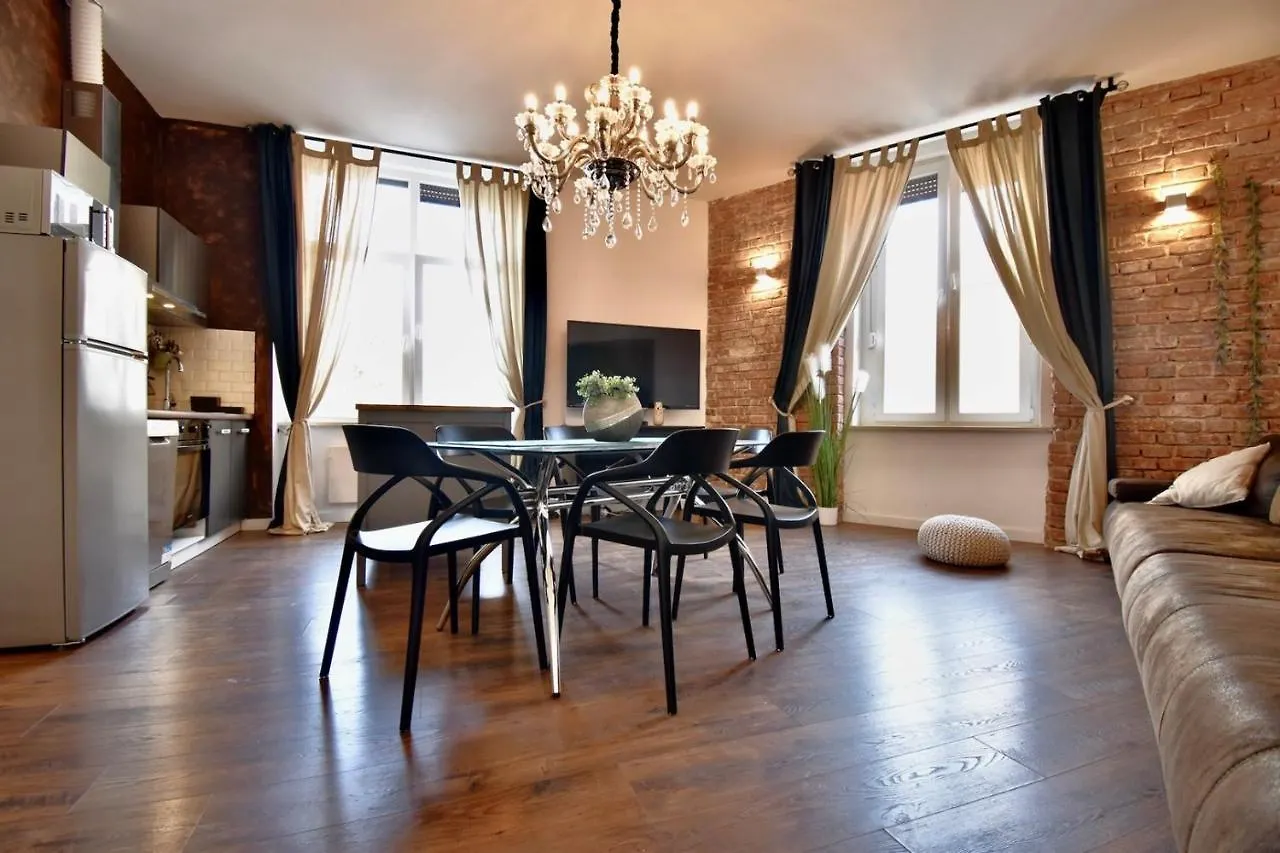 Luxury Apartments In The City Centre**** Πούλα Κροατία