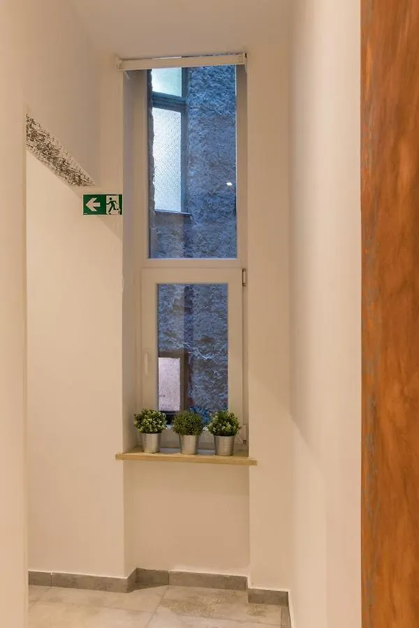 Luxury Apartments In The City Centre**** Pula Guest house