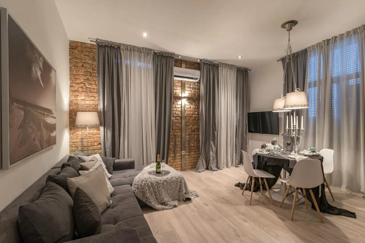 Luxury Apartments In The City Centre**** Pula 4*,