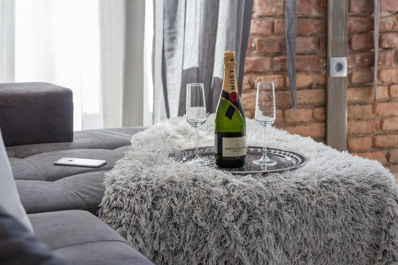 Luxury Apartments In The City Centre**** Pula Guest house